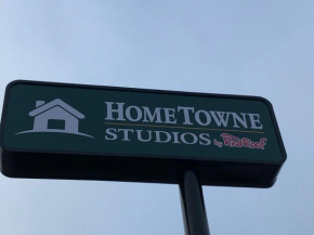 HomeTowne Studios by Red Roof San Antonio E - near AT&T Center